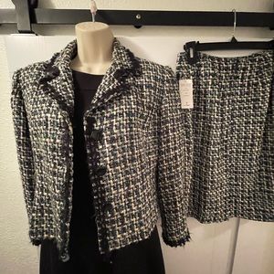 Petite Suit (jacket + skirt)